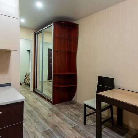 Apartment Street Trostyanetskaya キエフ エクステリア 写真