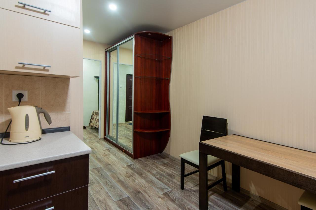 Apartment Street Trostyanetskaya キエフ エクステリア 写真