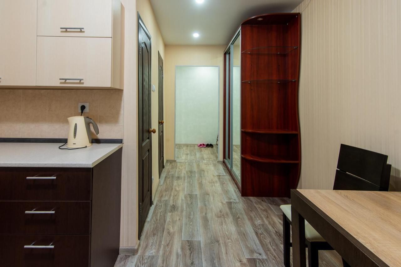 Apartment Street Trostyanetskaya キエフ エクステリア 写真
