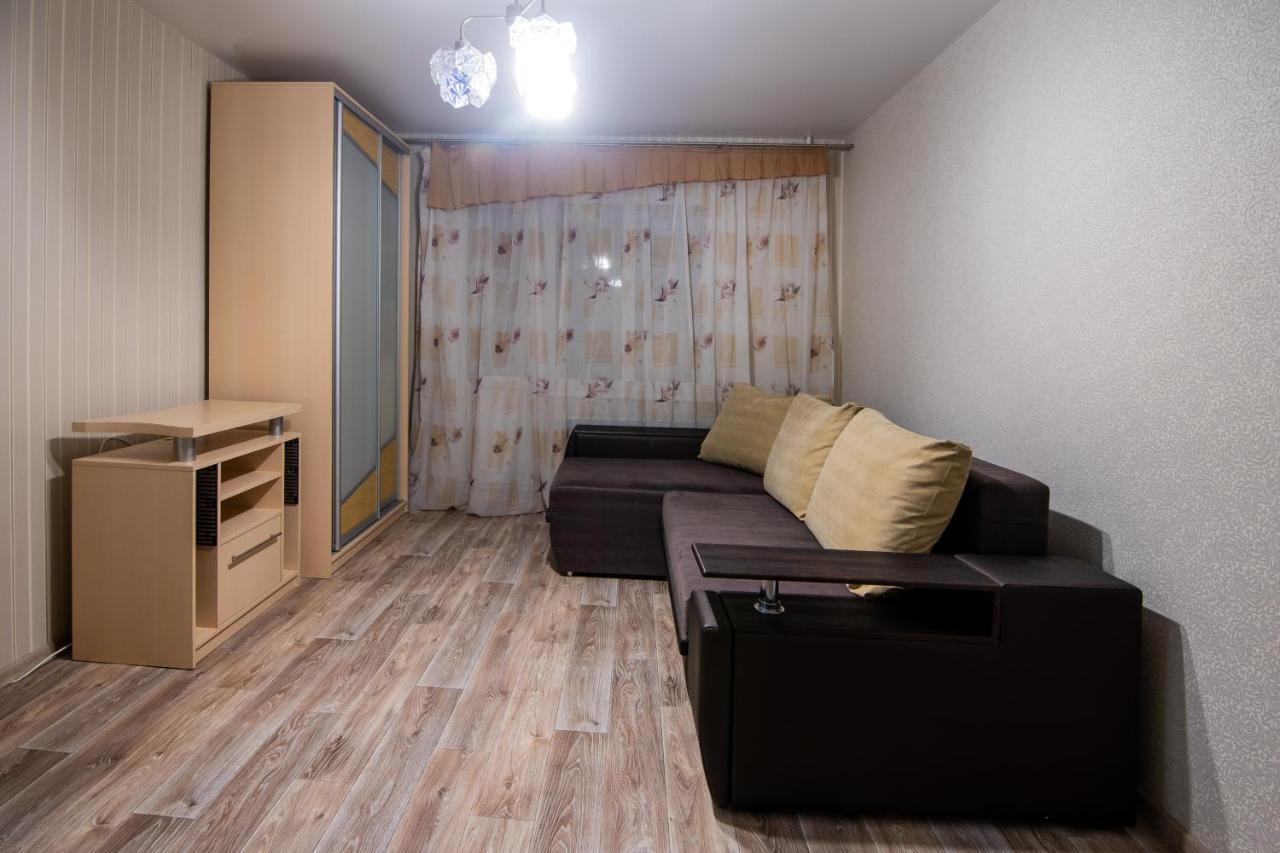 Apartment Street Trostyanetskaya キエフ エクステリア 写真