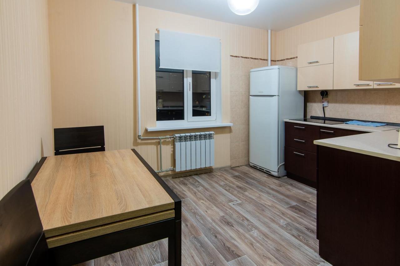 Apartment Street Trostyanetskaya キエフ エクステリア 写真